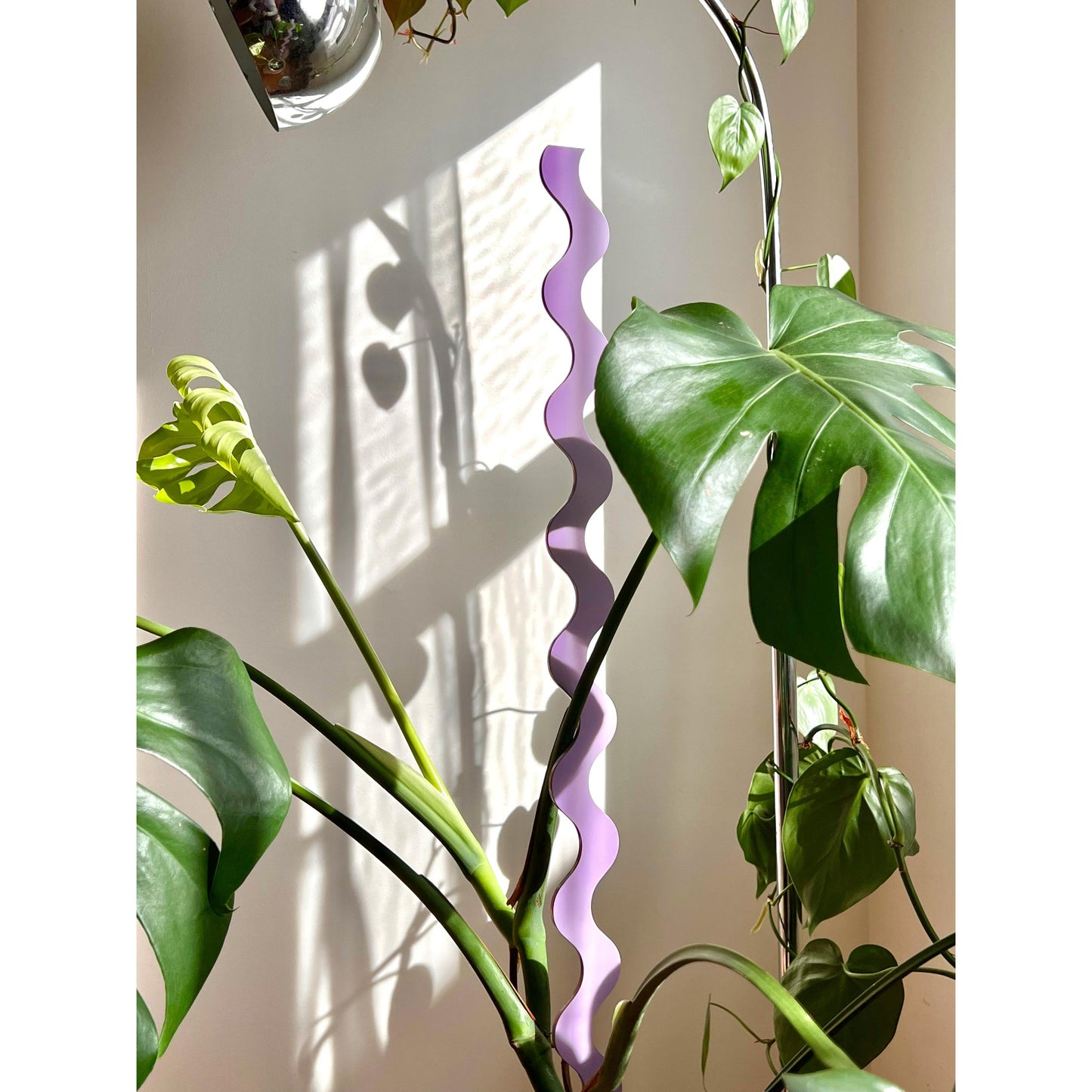 Wave III Plant Stake - Lilac
